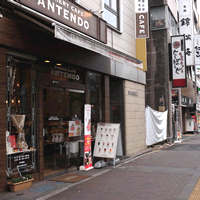 四谷三丁目4番出口付近の通り